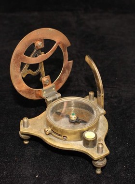 极速仿古纯铜指南针中世纪指南针日晷罗盘K复古铜指南针摆件古玩