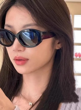 日本品质小红书同款墨镜走秀高级感黑框猫眼眼镜女法式复古辣妹防