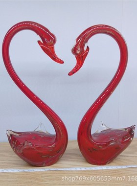 创意手工琉璃天鹅摆件婚庆送礼七夕新品婚房摆V件喜庆装饰工艺