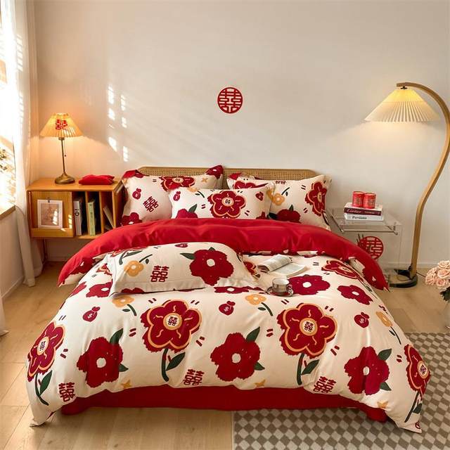New wedding four-piece set big red cotton printed set bed sheet hat wedding dowry bedding
