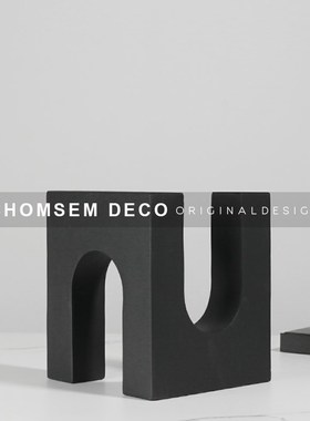 简约现代轻奢黑色树脂几何软装饰品家居样板房S间售楼处书架摆件