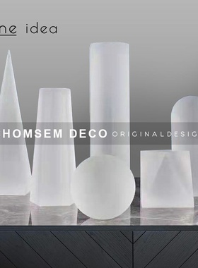 现代简约轻奢烟灰色水晶几何体摆件样板房售楼处软装饰.品桌面摆