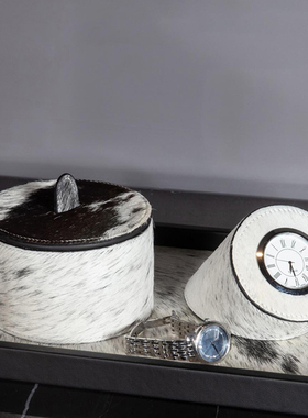 现代极简a轻奢马毛皮质钟表收纳储物盒摆件样板房书房客厅卧室饰