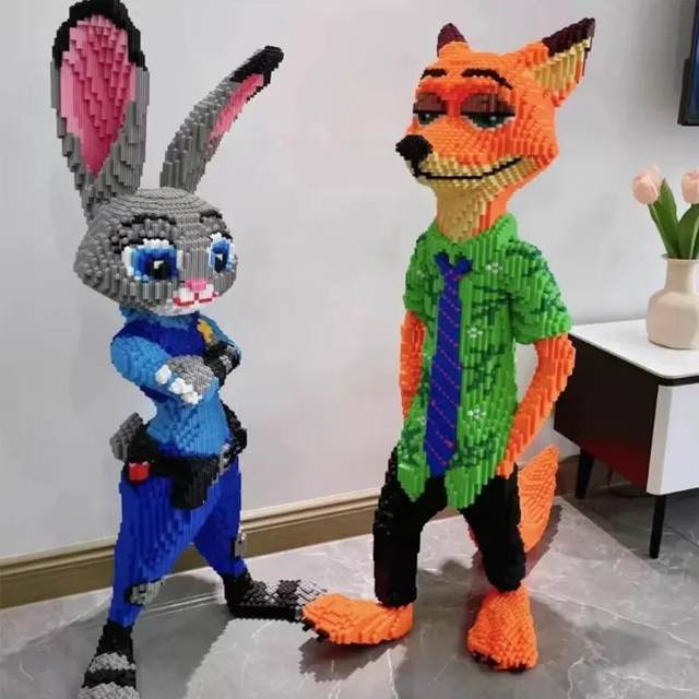 The fox building blocks are one meter huge