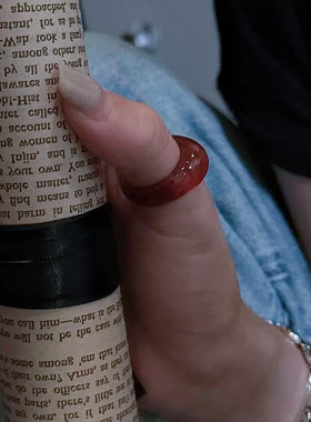 时尚转运红玛瑙戒指红玉髓红色戒指男女素圈玉石戒圈指环尾戒