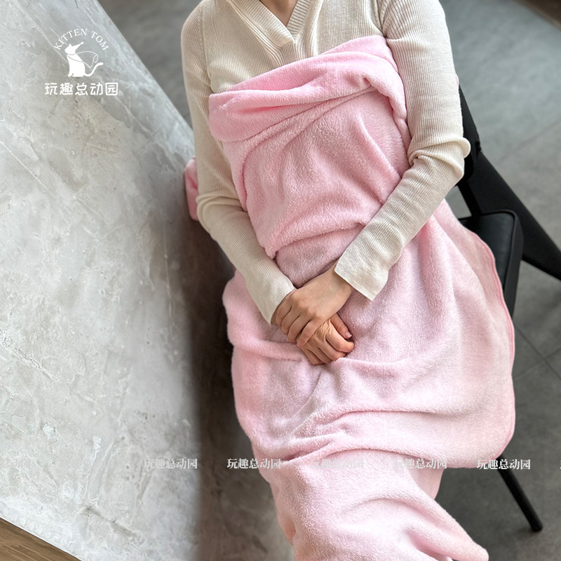 多巴胺猫咪抱枕被子两用办公室午睡靠枕垫空调毯子二合一车载枕头,淘宝优惠券,粉丝福利购,淘宝优惠卷