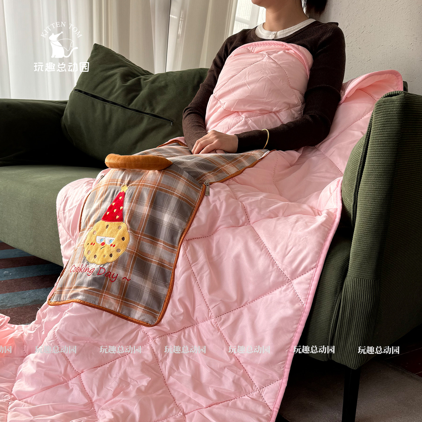 曲奇饼干条纹抱枕被子两用办公室午睡靠枕空调毯子二合一车载枕头,淘宝优惠券,粉丝福利购,淘宝优惠卷