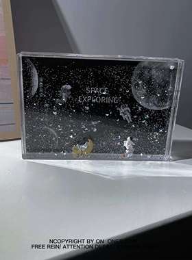 “我去宇宙摘星星给你”浪漫太空人流体摆件创意走心节日生日礼物