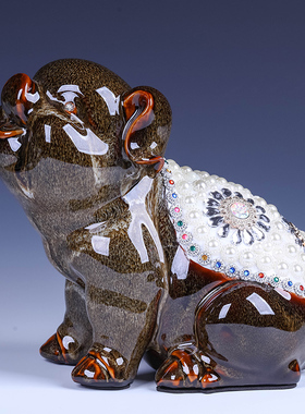 新品景德镇陶瓷器生肖猪摆件可爱中式客厅博古架S酒柜装饰工艺品