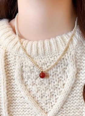 复古红色吊坠珍珠项链女2025新款爆款感轻奢小众锁骨链项饰品