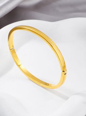 韩版弧面钛钢卡扣球面手镯冷淡风女款简约百搭不掉色情侣款手环