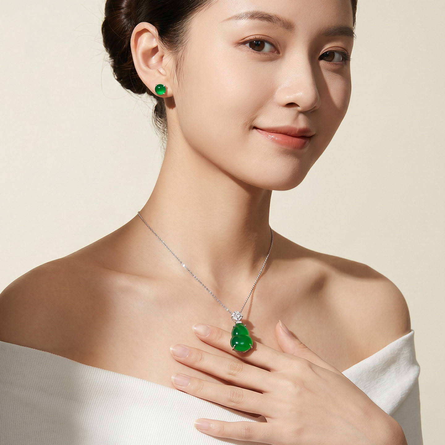 AILEQ natural chalcedony inlaid copper gold-plated necklace full of green Fulu small gourd pendant fashion jewelry quality