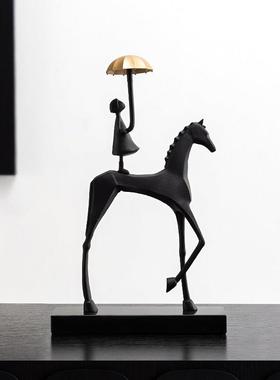 创意铸铁金属马摆件家居客厅轻奢高档装饰品电视柜酒柜高级感摆件