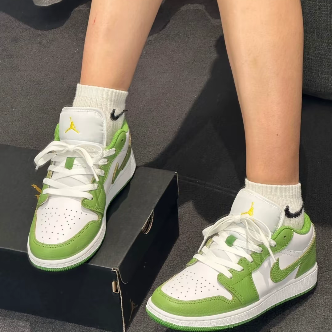 Air Jordan 1复古潮流支撑防滑耐磨舒适百搭复古休闲鞋HF4779-100,淘宝优惠券,粉丝福利购,淘宝优惠卷