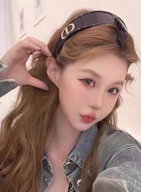 DIOR太阳镜DIOR-NEWS-VERYDIORM1U-10A091-C5女款黑色墨镜