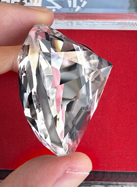 三角洲行动非洲之心大红收藏品