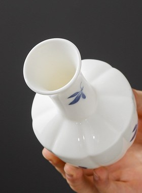 乐佳中式手绘蝴蝶兰陶s瓷花瓶创意陶瓷花瓶家居陶瓷摆件样板房