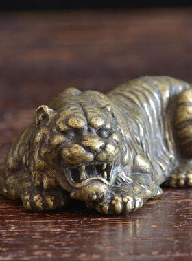 创意覆古老虎摆件迷你款把玩器书房装饰压纸笔搁茶宠动物实心铜铸