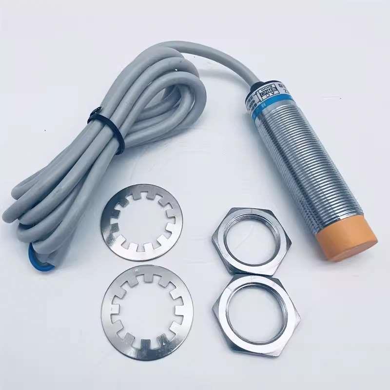 接近开关LJA41M-3010NK NH PK PH DK DH 2008GK GH金属感应传感器 - 图2