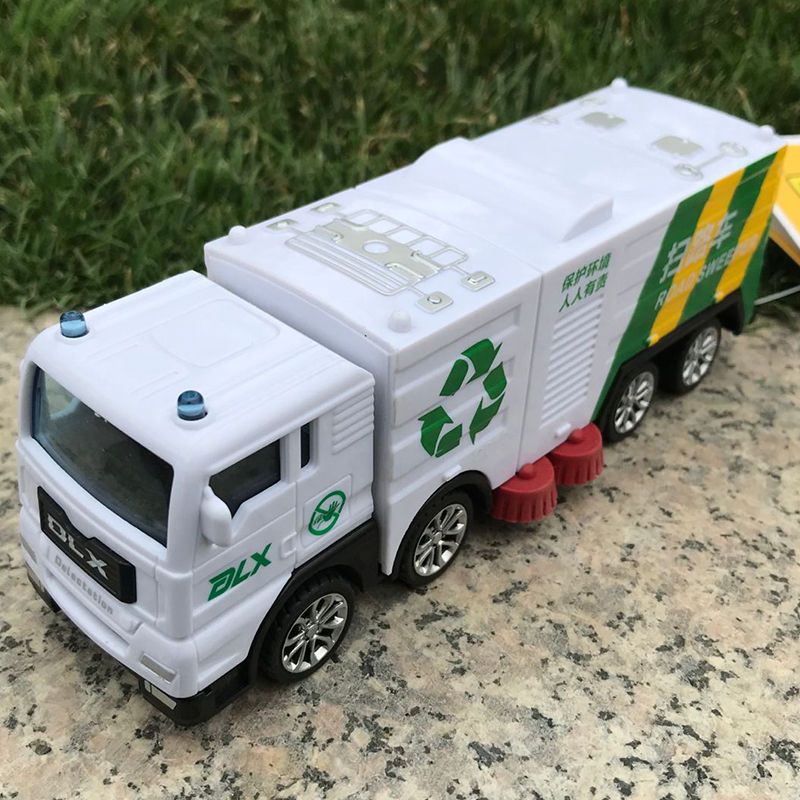 德立信城市环卫车玩具垃圾车洒水清扫车仿真模型工程车套装拖车男