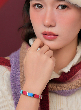 桑蕾小怪兽阿蒙联名款手链女时尚小众原创设计2025年新品