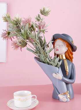 北欧创意帽子女孩捧花摆件艺术客厅玄关桌面花艺插花家居装饰礼物