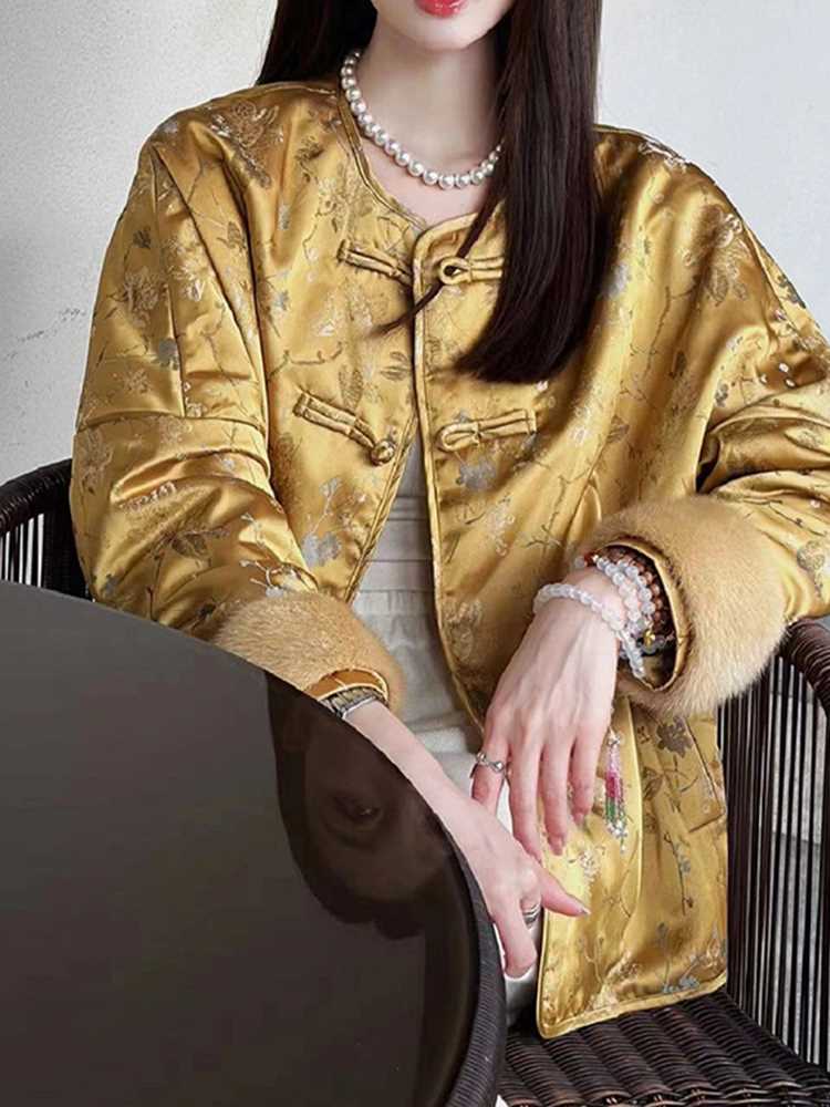 高级感超好看唐装新中式国风贵夫人洋气老钱风印花盘扣外套女秋冬