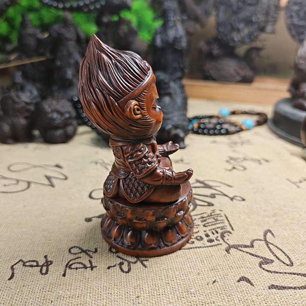 旧藏小叶黄杨木雕斗战圣佛手把件孙悟空齐天大圣木质汽车装饰摆件 - 图1