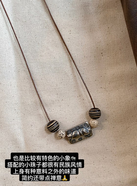 新中式复古小猫爱心吊坠项链女2026新款配t恤长款百搭高级感配饰