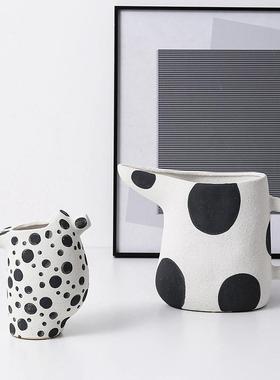 北欧简约几何黑白陶瓷花瓶摆设创意家居客厅装饰品插花瓶花器摆件