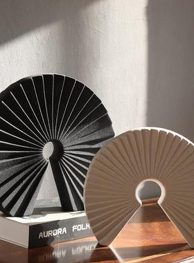 新中式现代简约白色扇形摆件陶瓷样板房售楼处软装饰品工艺品摆设