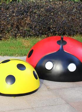 游乐场仿真甲虫雕塑模型摆件玻璃钢七星瓢虫幼儿园草坪井盖装饰品