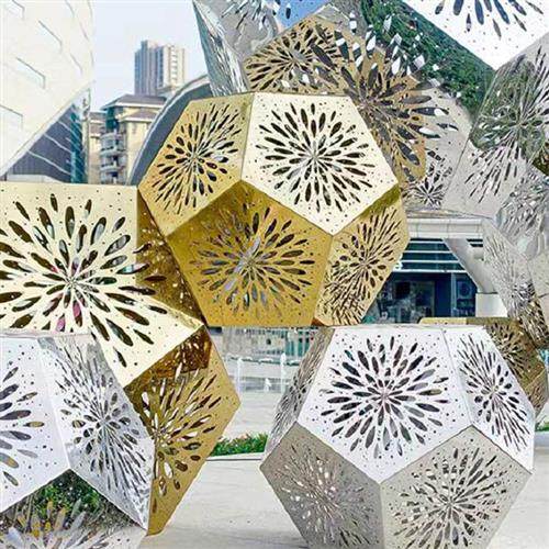 不锈钢镂空发光多面体方块雕塑户外园林广场金属异形景观装饰摆件,淘宝优惠券,粉丝福利购,淘宝优惠卷