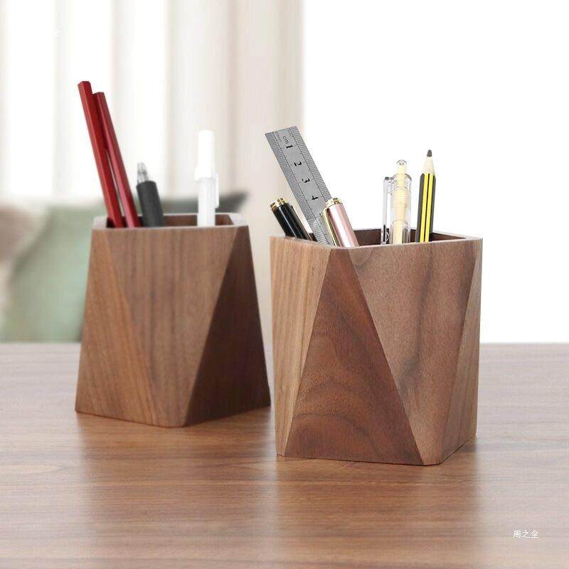 黑胡桃木笔筒创意实木收纳盒办公室桌面摆件笔筒胡桃木感轻奢,淘宝优惠券,粉丝福利购,淘宝优惠卷