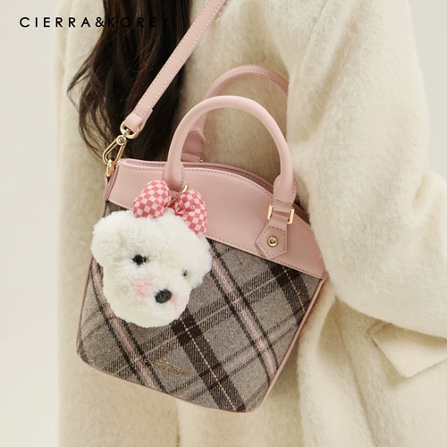 Cierra Korey Официальный веб-сайт Портативный маленький сумка для девочек 2025 Super Hot осень и зимний клетку с одной плечой.