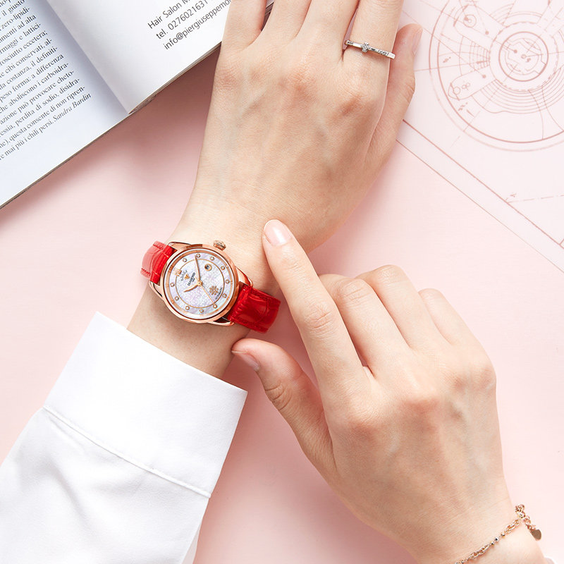  钻石国表国产腕表