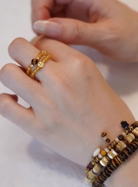 JoJo｜设计师款弹力虎眼石贝壳手链手串水晶弹力戒指