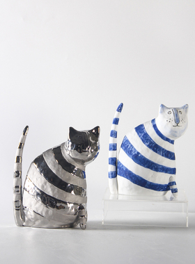 卡通风手绘蓝白条纹陶瓷猫咪摆件书房客厅样板间儿U童房软装售楼