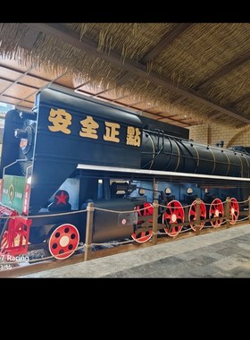 大型复古蒸汽火车头绿皮火车步行街铁艺模型装饰文创X景区装饰摆