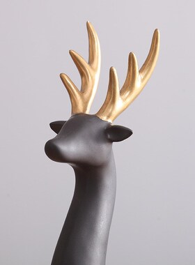 北欧麋鹿摆件家居l装饰品陶瓷工艺品客厅电视柜创意结婚礼物