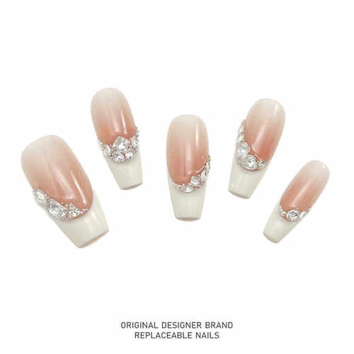 再变 桃香醉人美甲纯手工穿戴甲法式甜美闪钻显气质手白中梯ZB151 - 图3