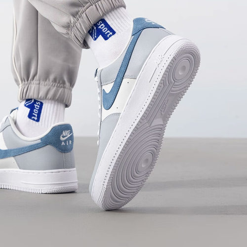 NIKE耐克AIR Force1板鞋舒适百搭运动鞋低帮板鞋经典百搭休闲板鞋 - 图0