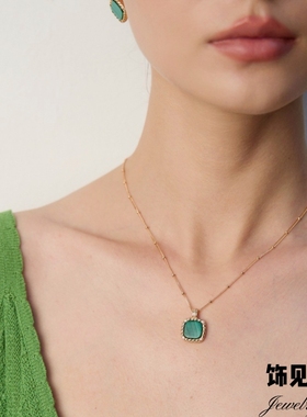 法式复古天然孔雀石项链高级感小众轻奢耳钉秋冬气质耳环纯银配饰