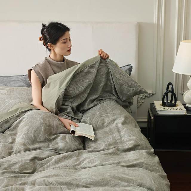 Retro green丨Colored jacquard four-piece set pure cotton 2025 new bed sheets and quilt covers high-end bedding