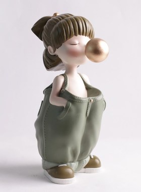 北欧简约卡通风穿牛仔裤男孩女孩吹气球雕塑抬头T少女家居装饰摆