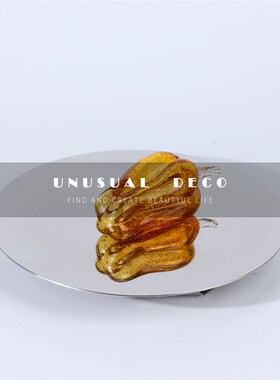 现代轻奢创意家居黄色辣椒玻璃摆B件银色圆形托盘样板间软装饰品