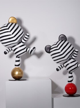 轻奢高档摆件家居饰品客厅斑马熊卡通电视M酒柜简约现代高级感摆