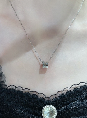 尚美铂爵18K金爱巢锁骨链