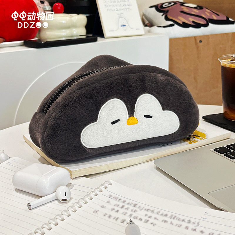 电电动物园企鹅笔袋毛绒绒大容量高颜值可爱水獭动物文具盒毛茸茸,淘宝优惠券,粉丝福利购,淘宝优惠卷