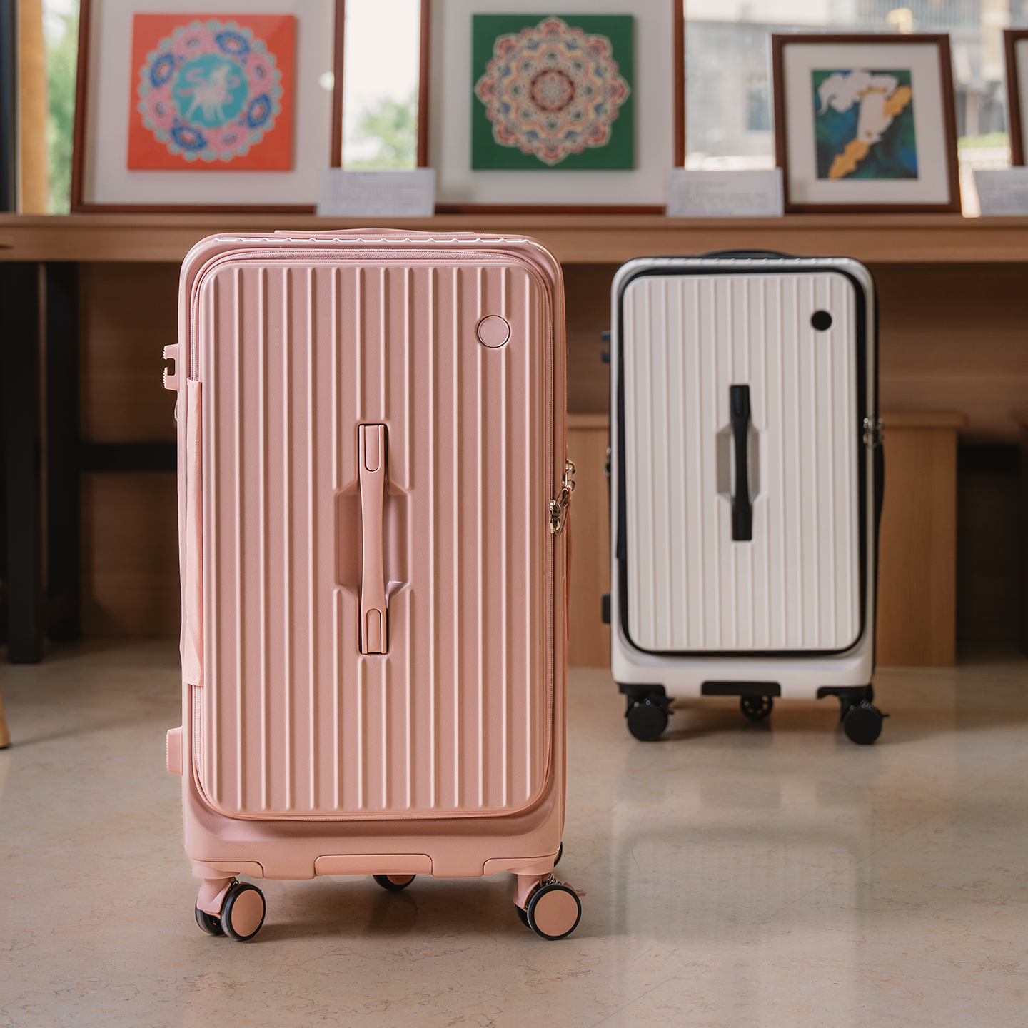 主动派行李箱新款纯PC防爆拉链多功能扩容大容量侧开口拉杆登机箱 - 图0